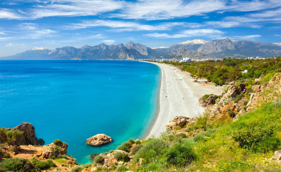 Krásné Pláže a Přírodní Scenérie